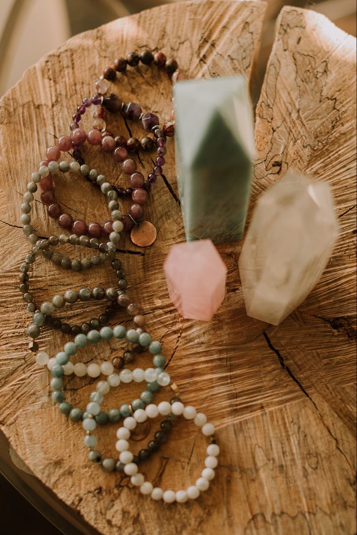 Some manifestation crystal bracelets for attracting intentions