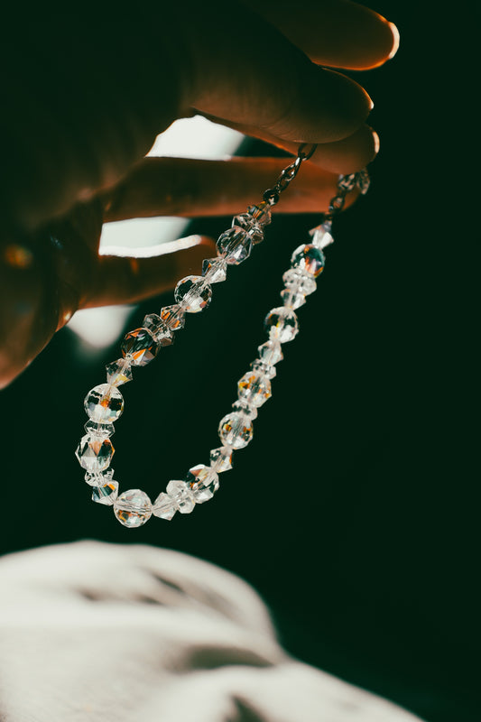 How to Incorporate Crystal Bracelets Into Your Daily Life